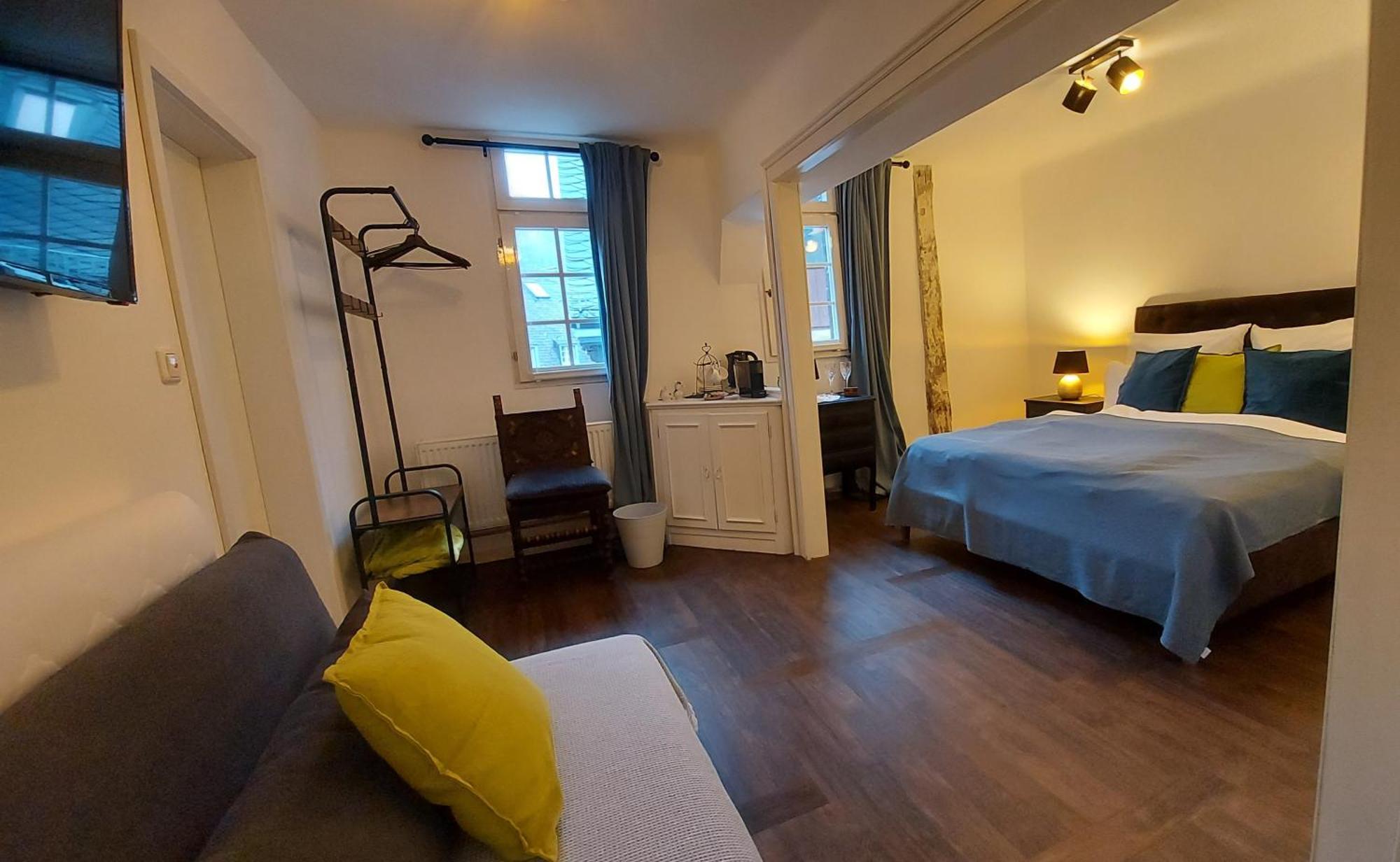 Manoir -1654- Historisch Schlafen In Monschaus Altstadt Rom bilde